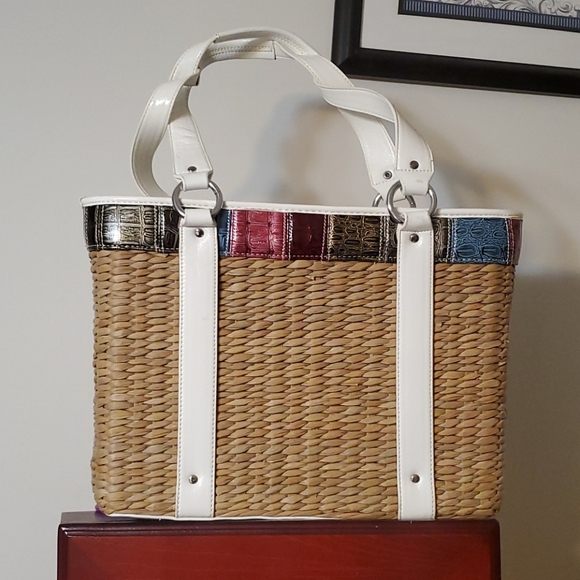 Straw  Handbag - Picture 3 of 16